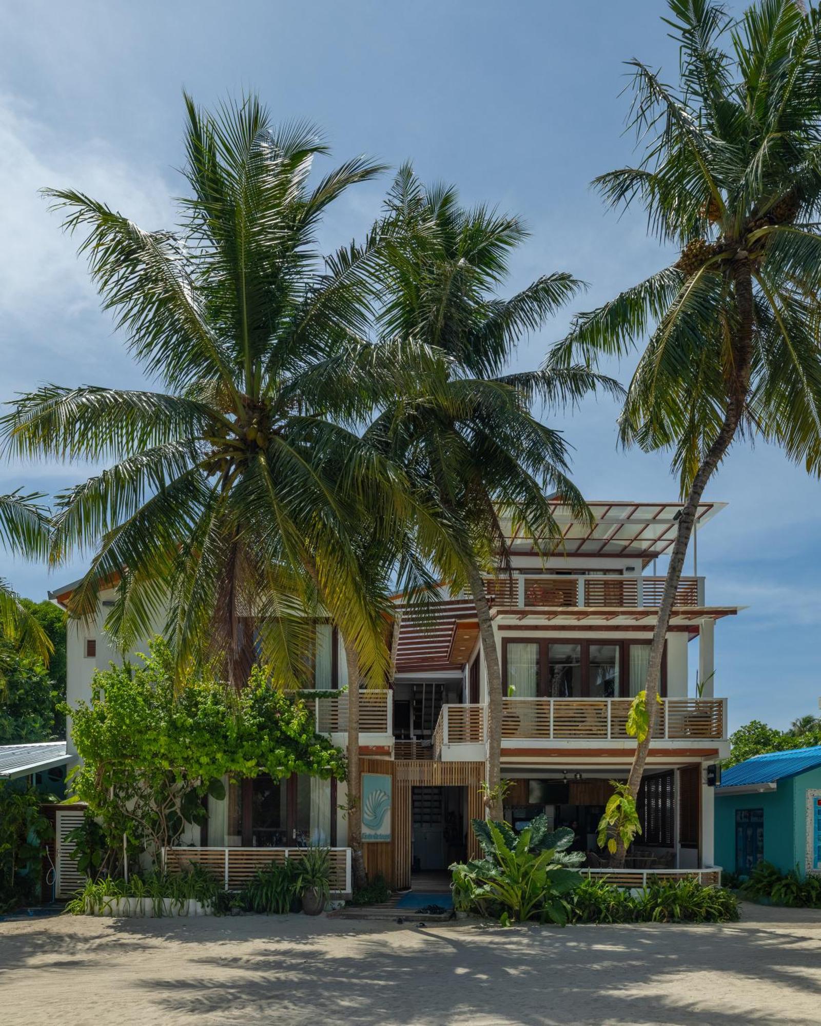 Kinan Retreat Hotel Fulidhoo Exterior photo