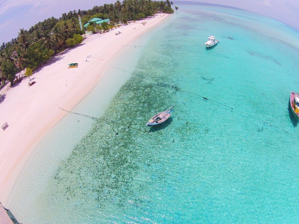 Kinan Retreat Hotel Fulidhoo Exterior photo